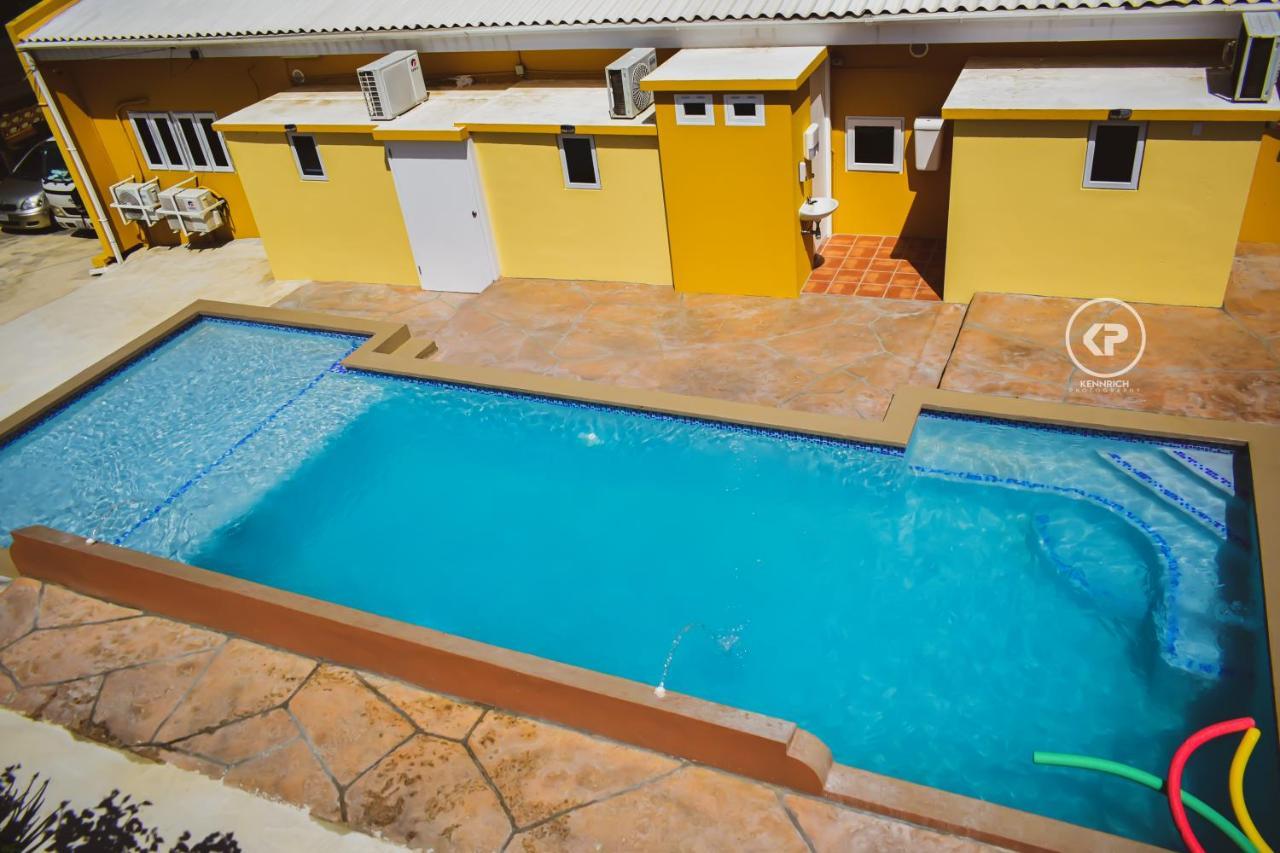 Eve'S Residence Willemstad Exterior photo