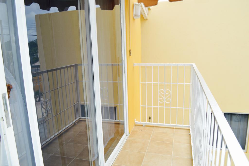 Eve'S Residence Willemstad Exterior photo